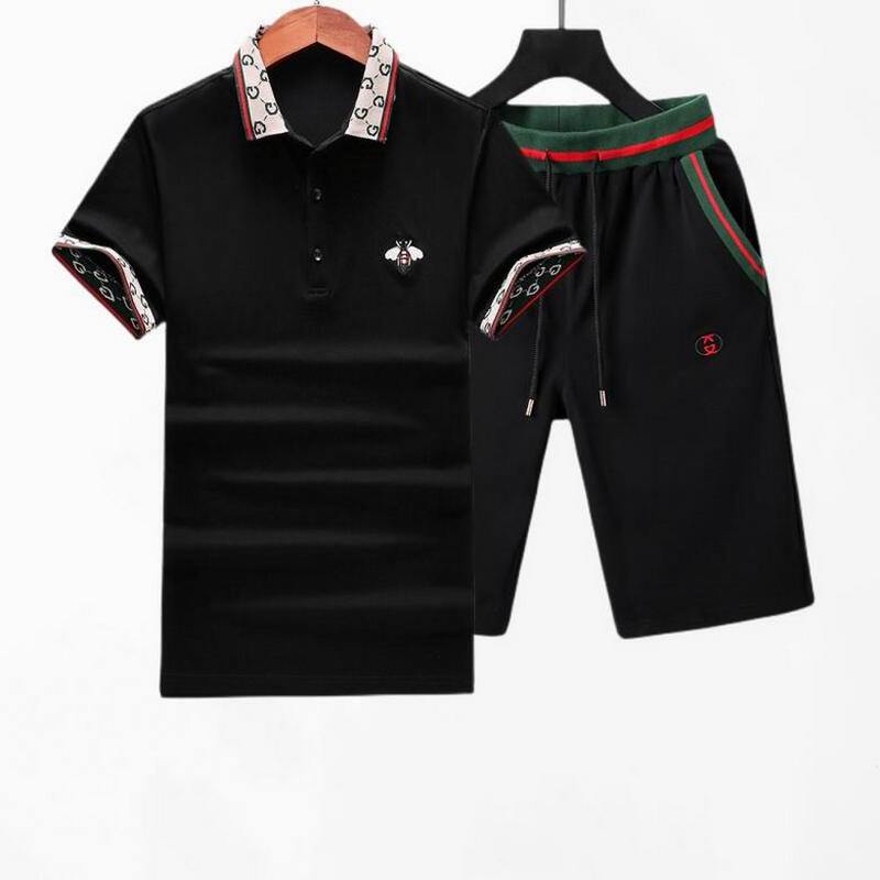 Gucci Men's Suits 747